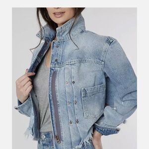 Free people Jean jacket distressed size Large